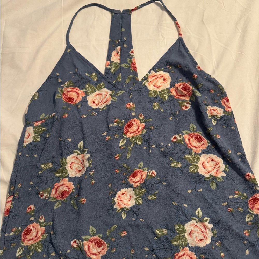 Sadie & Sage Blue and Pink floral‎ patterned top